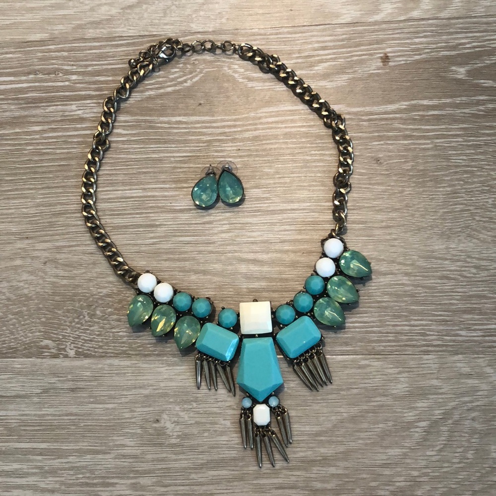 Matching Necklace & Earring Set
